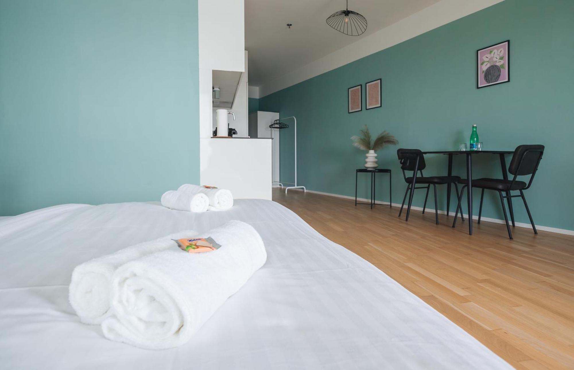 Decorous Cozy City View Suite Vienna Exterior photo