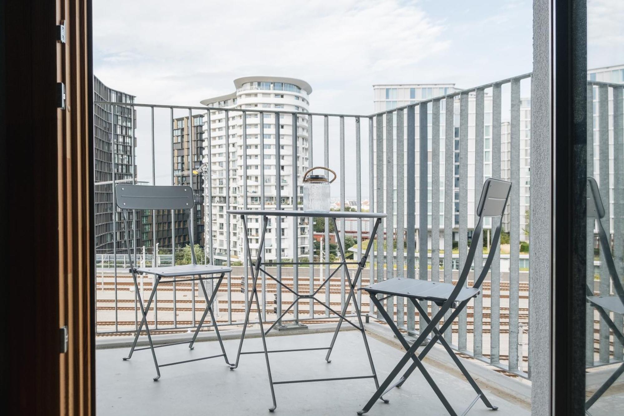 Decorous Cozy City View Suite Vienna Exterior photo